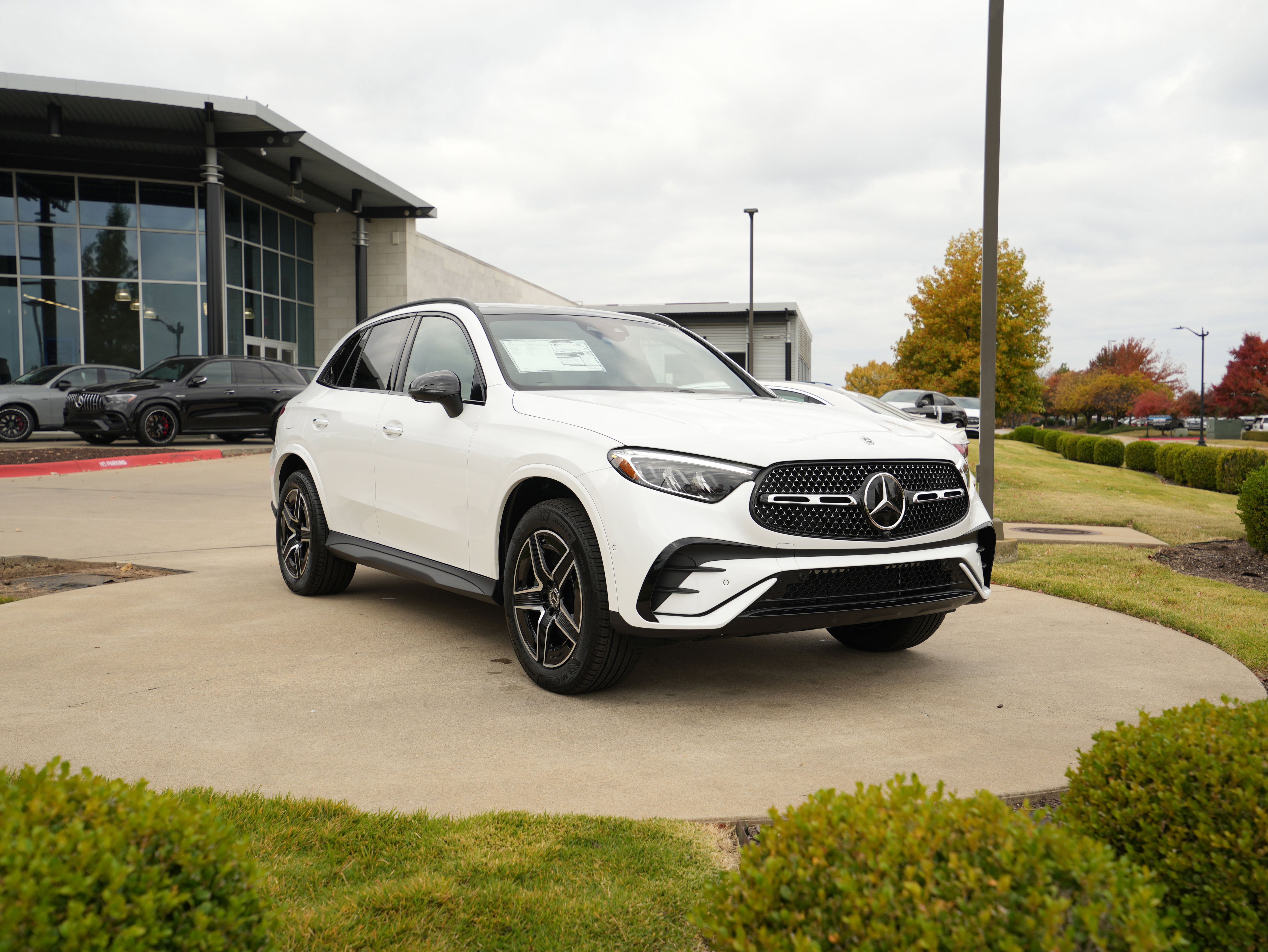 New 2026 Mercedes-Benz GLC 300 4MATIC image 9