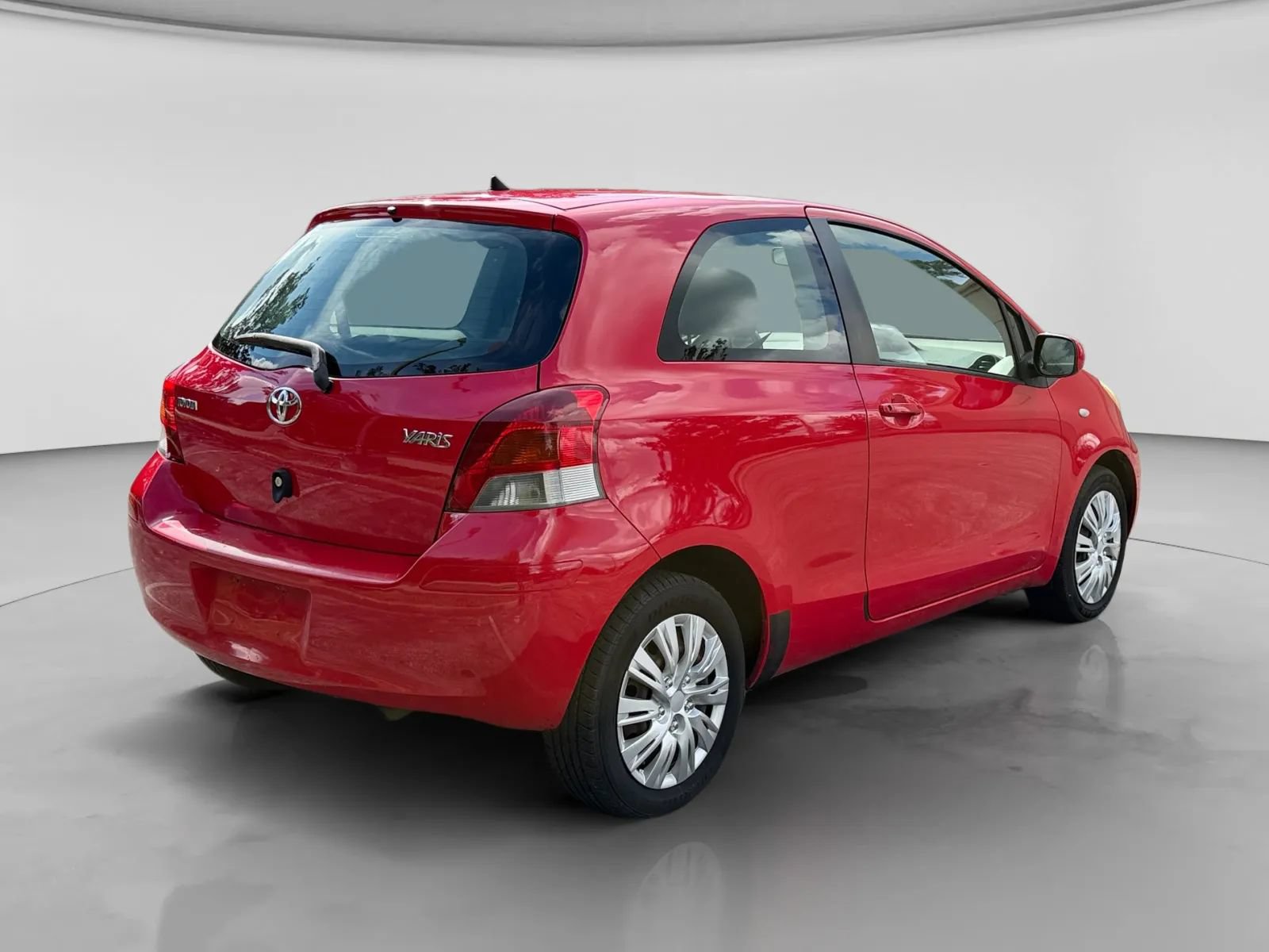 Used 2011 Toyota Yaris 2-Door Hatchback w/ PWR Pkg w/Steel Wheels FWD image 5