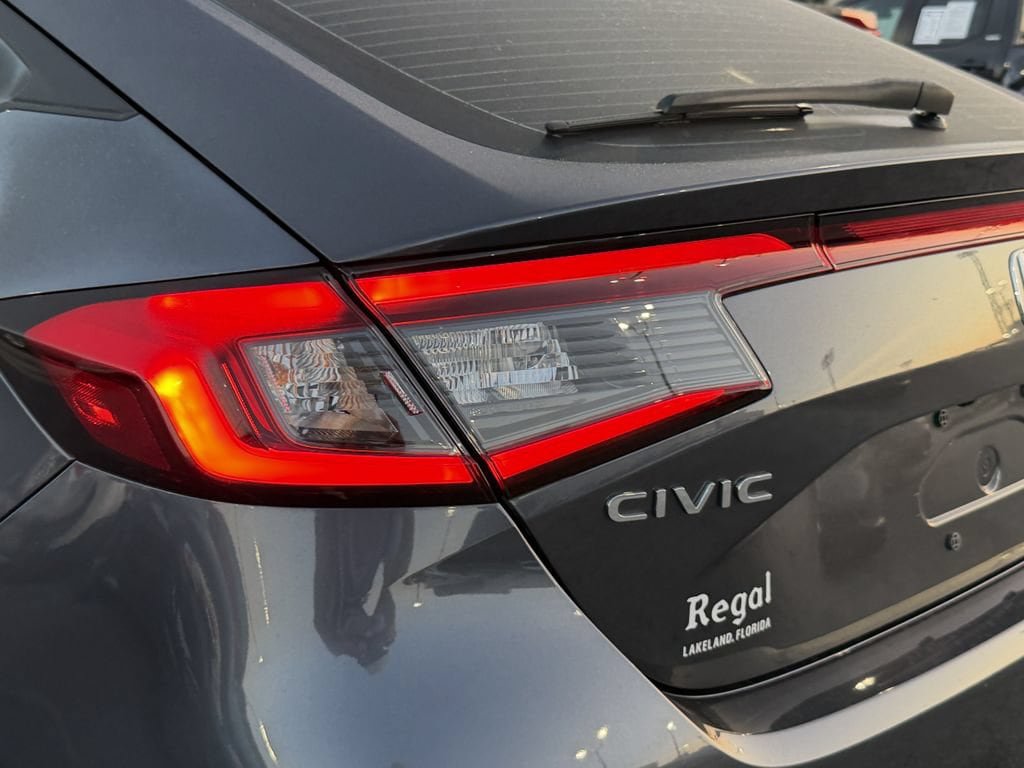 Used 2025 Honda Civic Sport image 10
