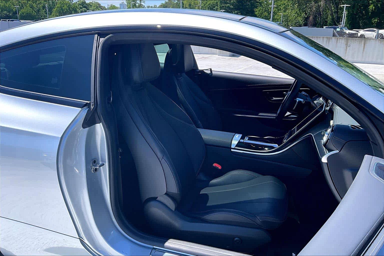Used 2024 Mercedes-Benz CLE 300 4MATIC Coupe image 9