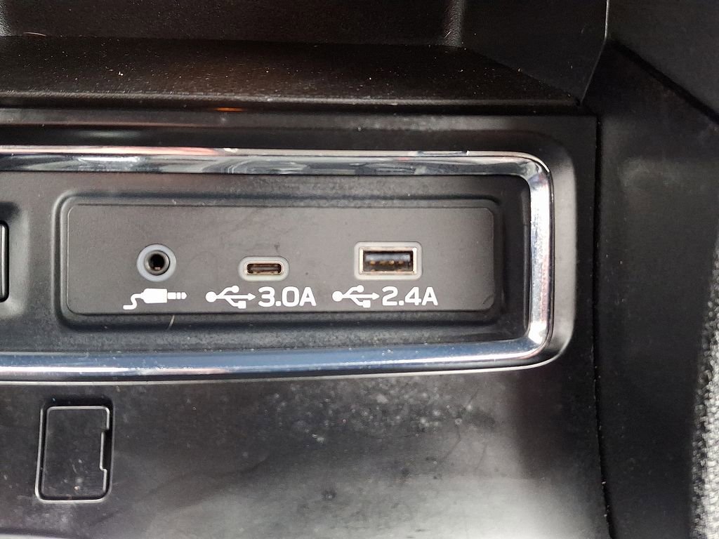 Used 2024 Subaru Ascent Limited image 24