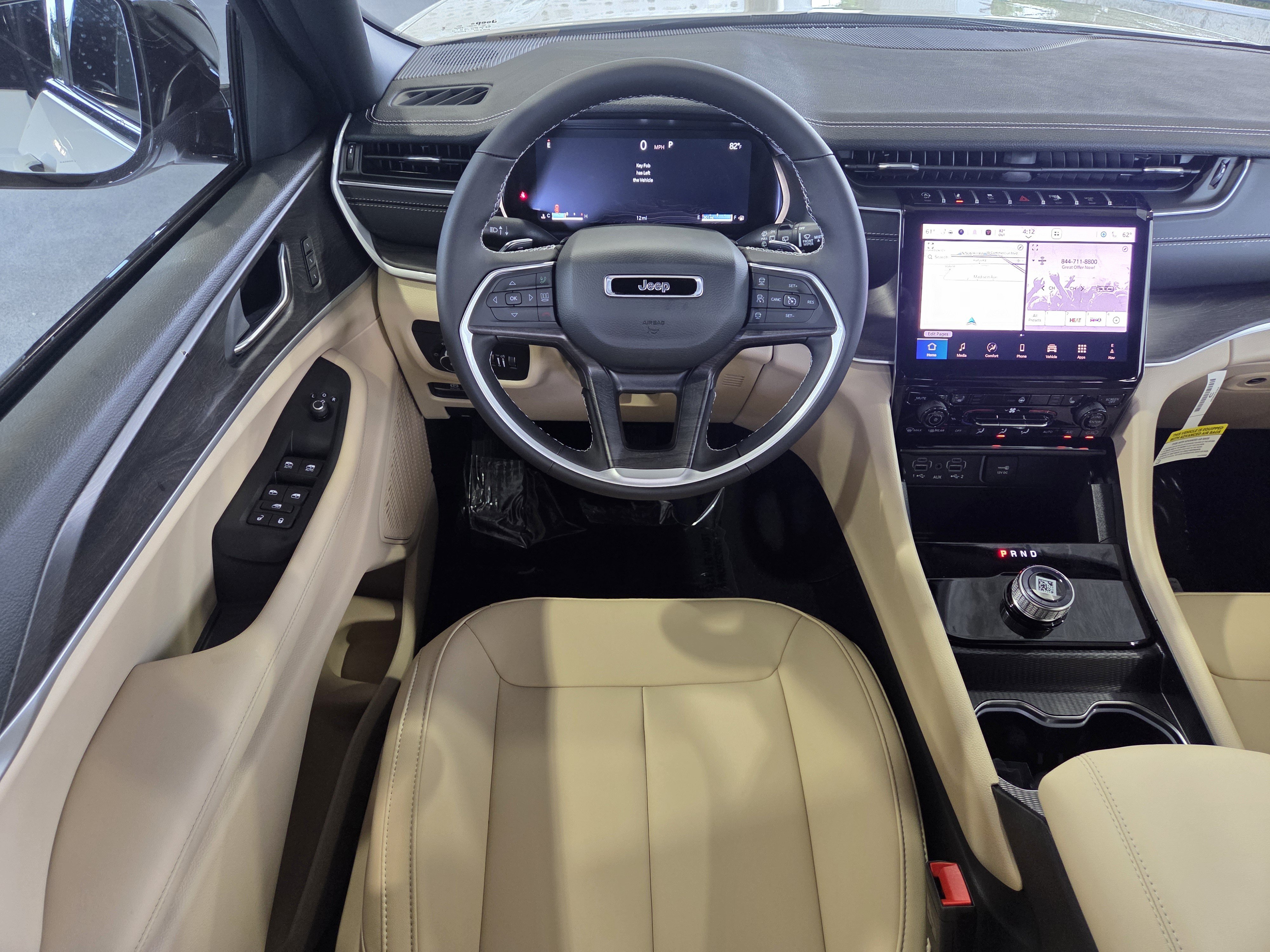 New 2025 Jeep Grand Cherokee Limited RWD image 17