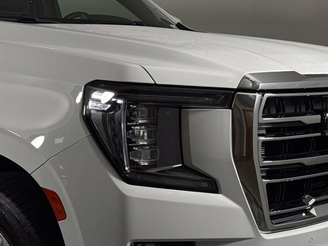 Used 2023 GMC Yukon XL SLT RWD image 14