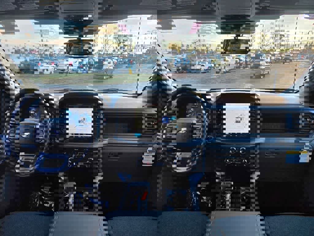 New 2025 Ford F150 Lightning XLT image 19