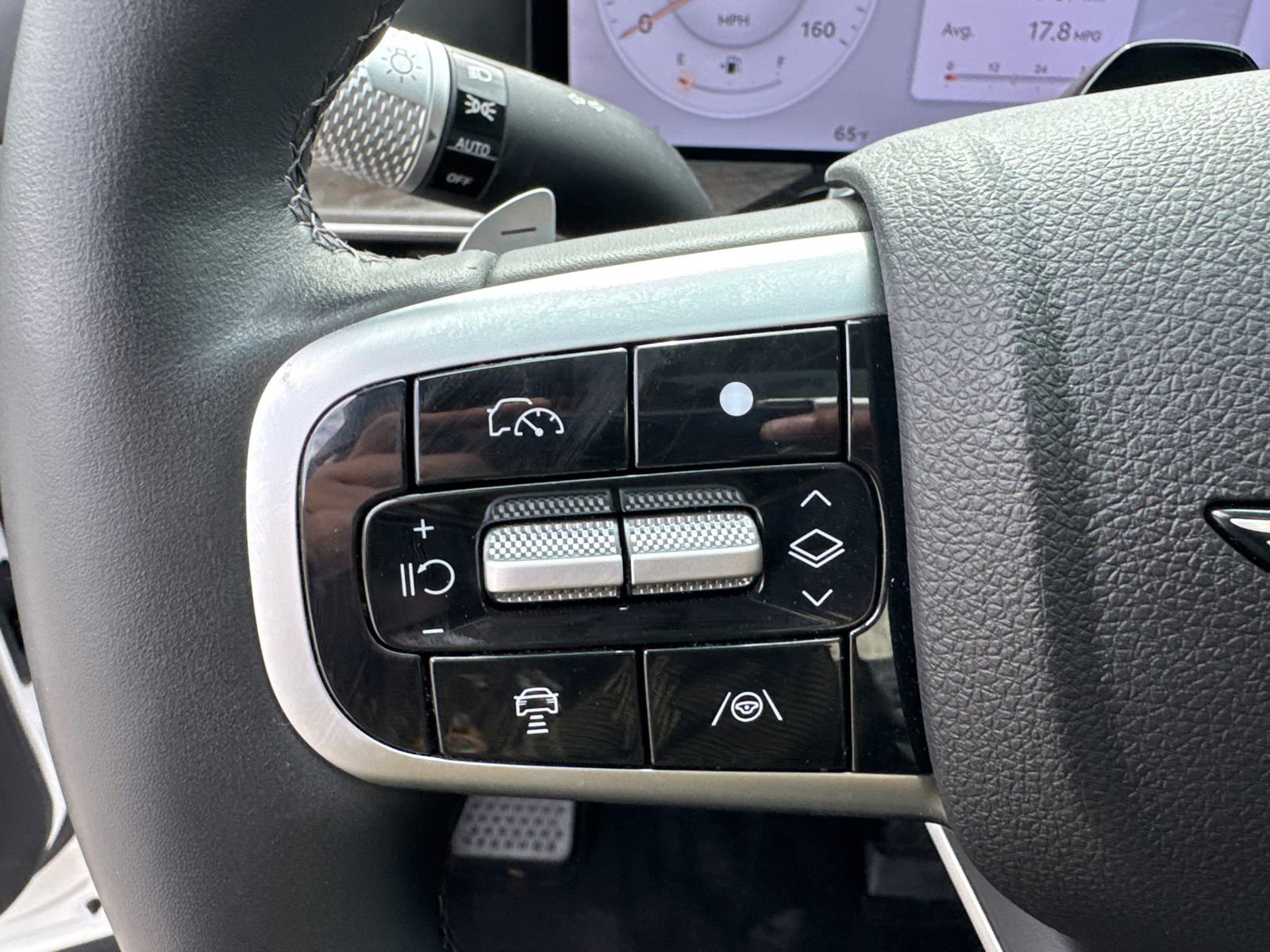 Used 2025 Genesis GV80 2.5T Advanced image 26