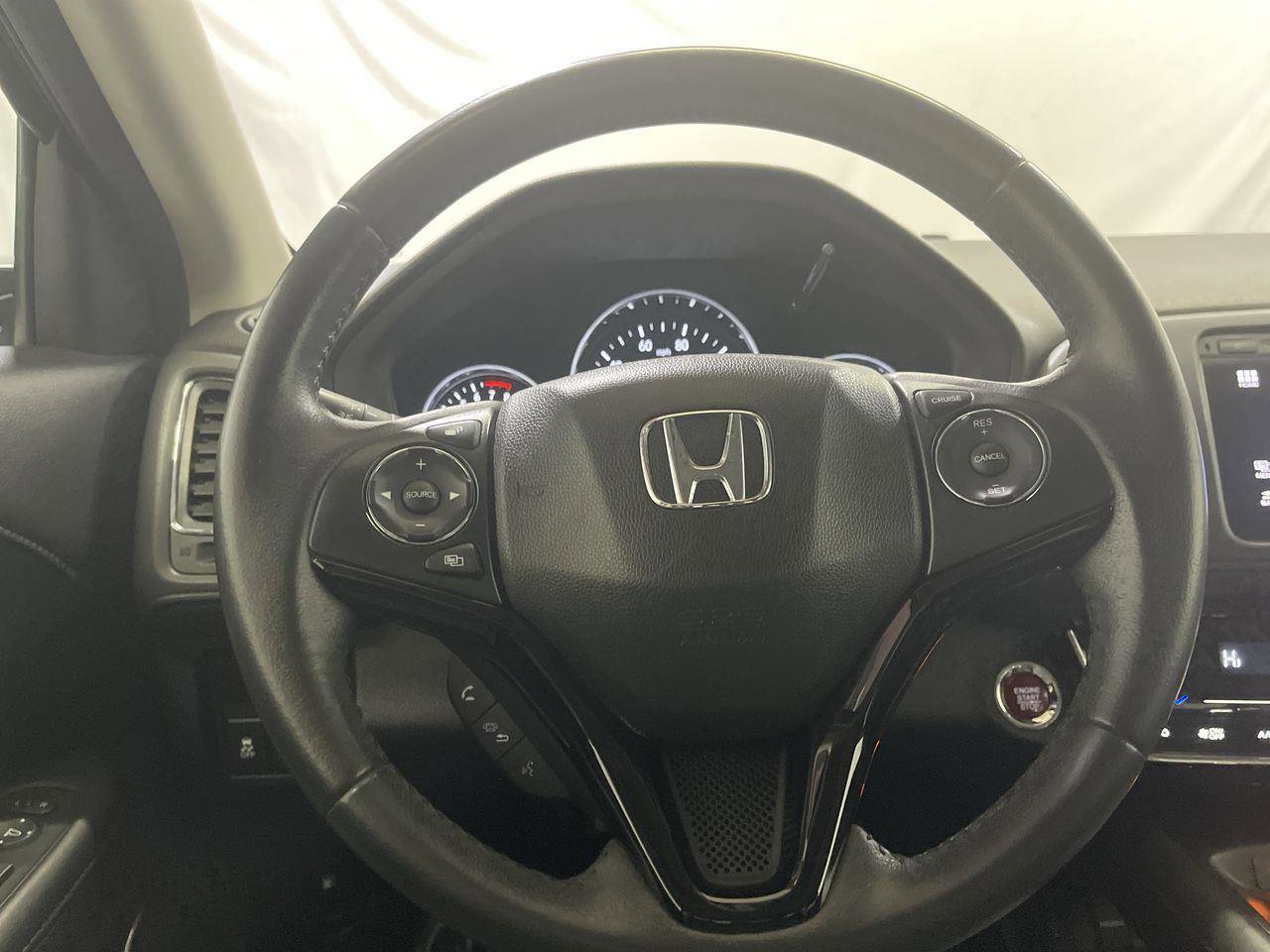 Used 2018 Honda HR-V EX-L image 14