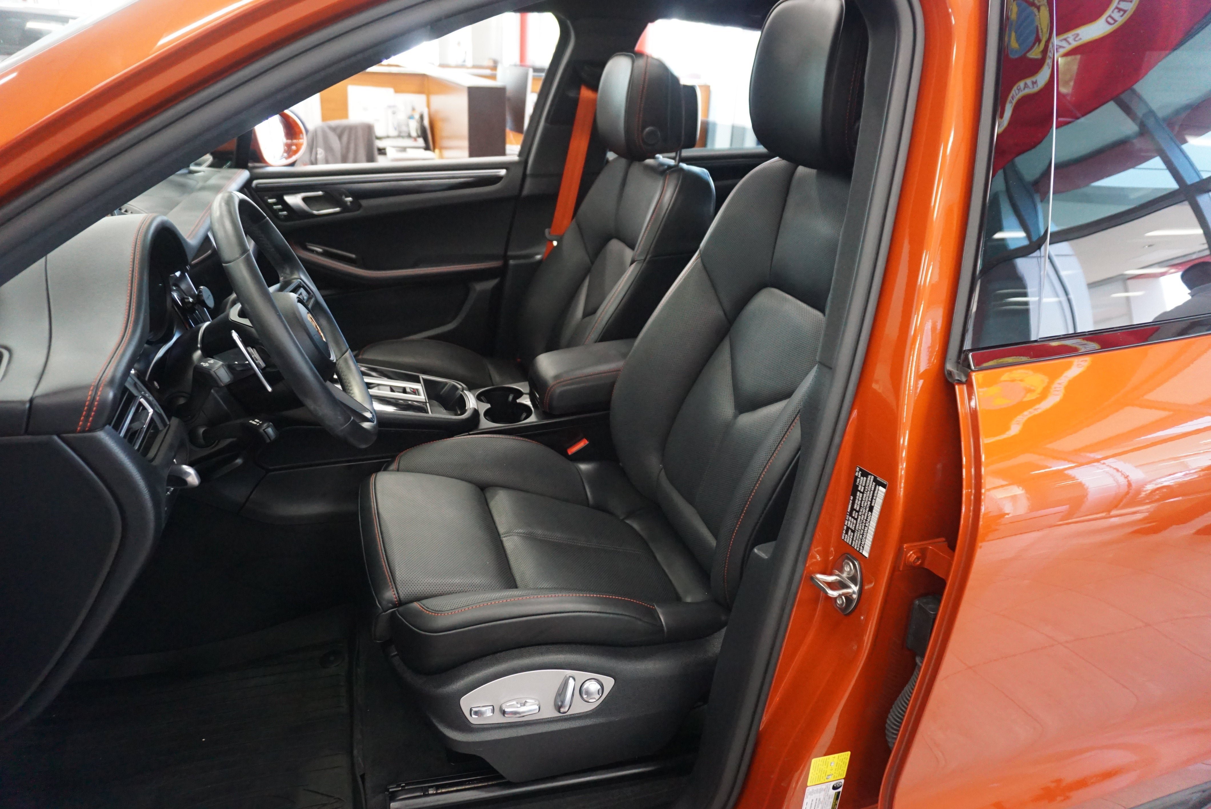 Used 2022 Porsche Macan S AWD/4WD image 10