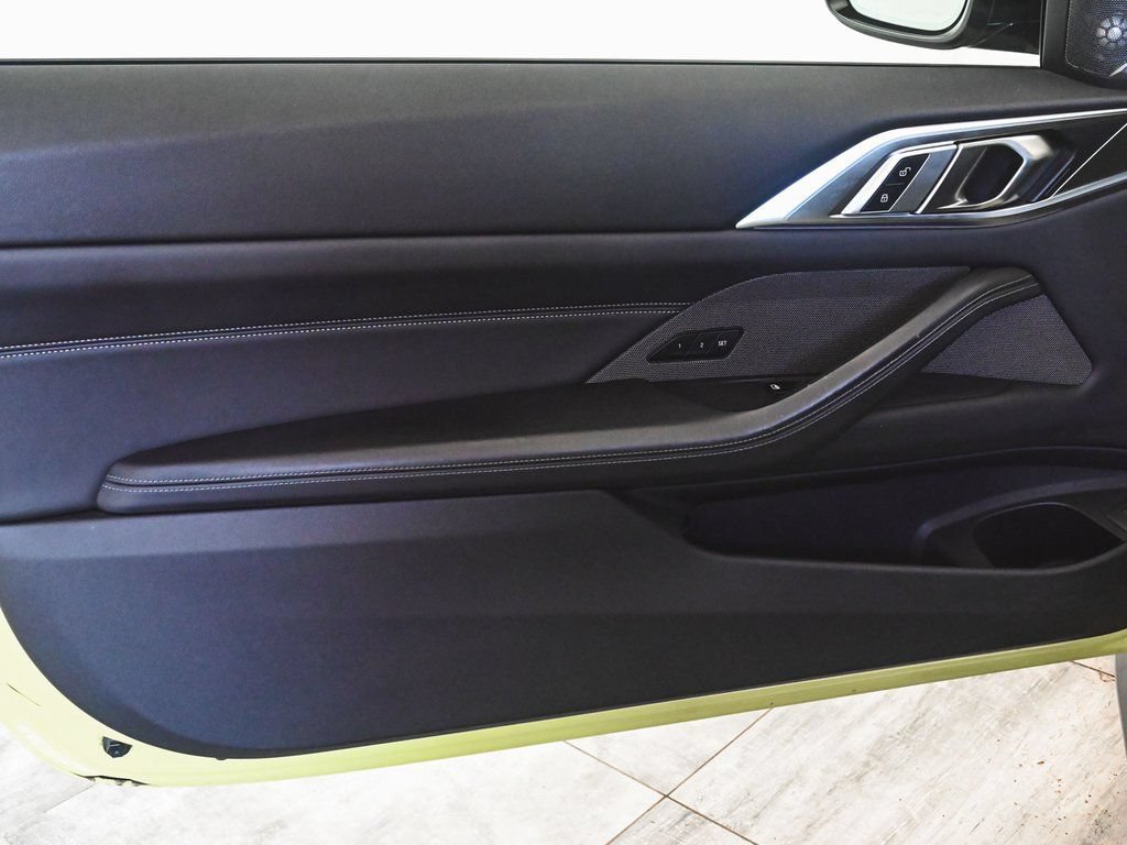 Used 2023 BMW M4 Competition RWD image 9