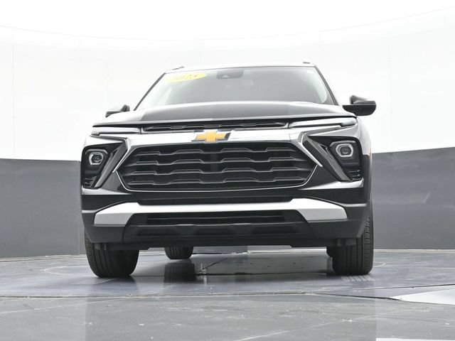 Used 2025 Chevrolet TrailBlazer LT AWD/4WD image 52