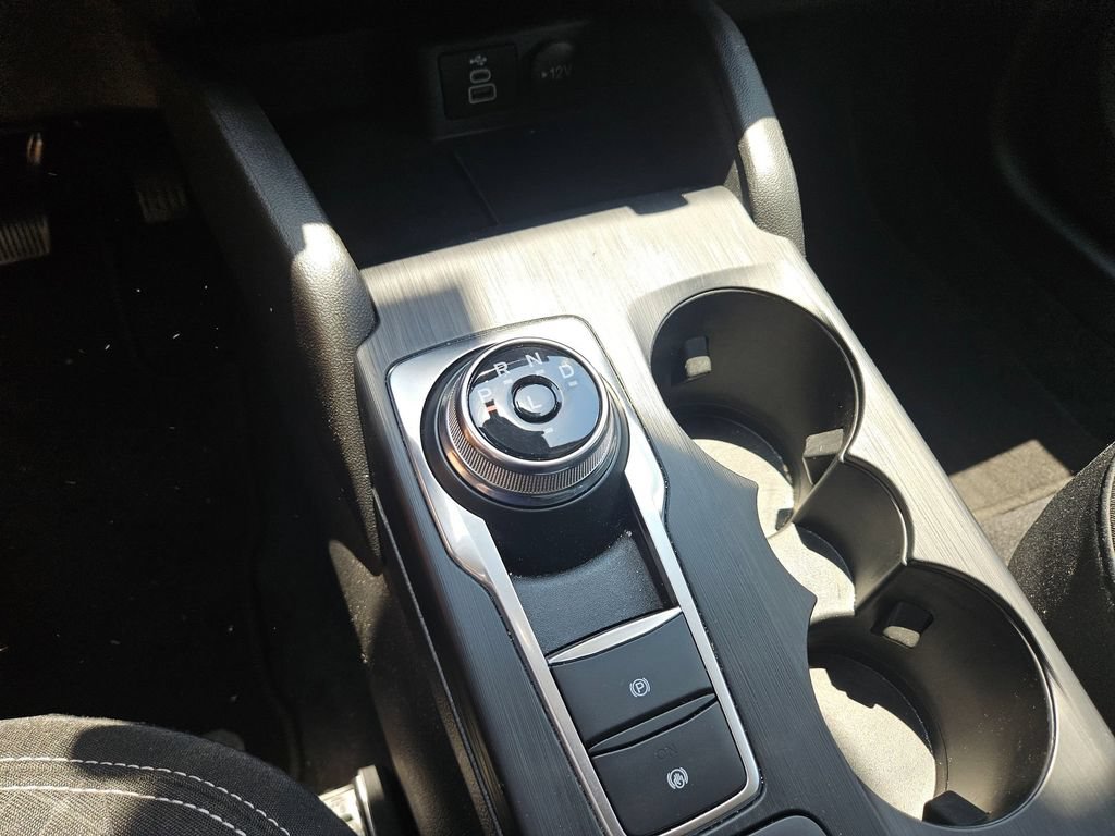 Used 2025 Ford Escape Active AWD/4WD image 30
