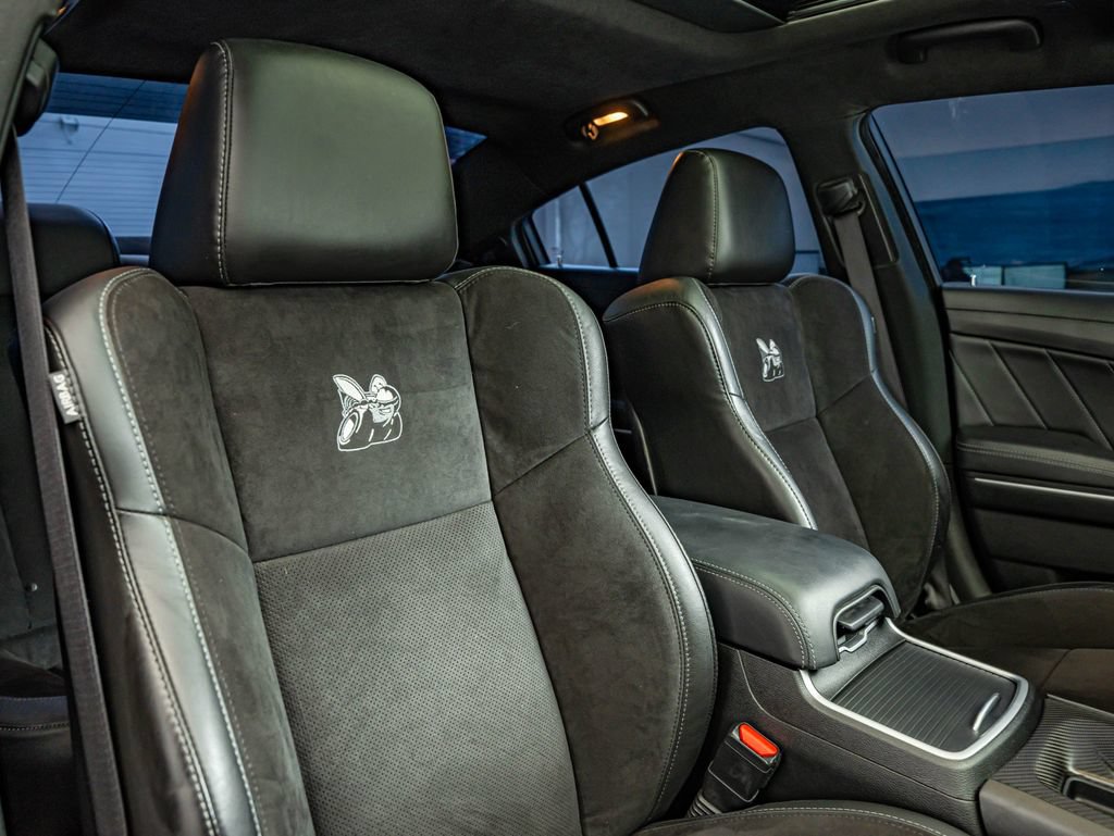 Used 2022 Dodge Charger Scat Pack RWD image 48