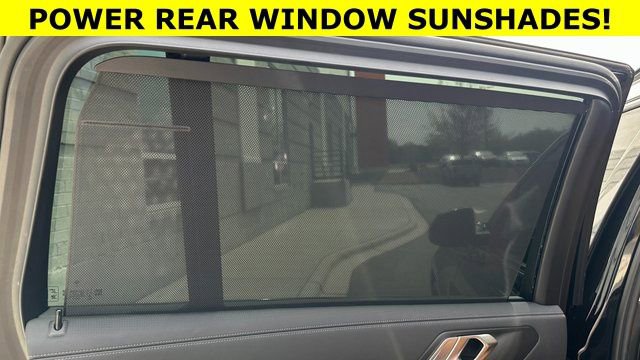 Used 2022 BMW X7 xDrive40i w/ M Sport Package image 28