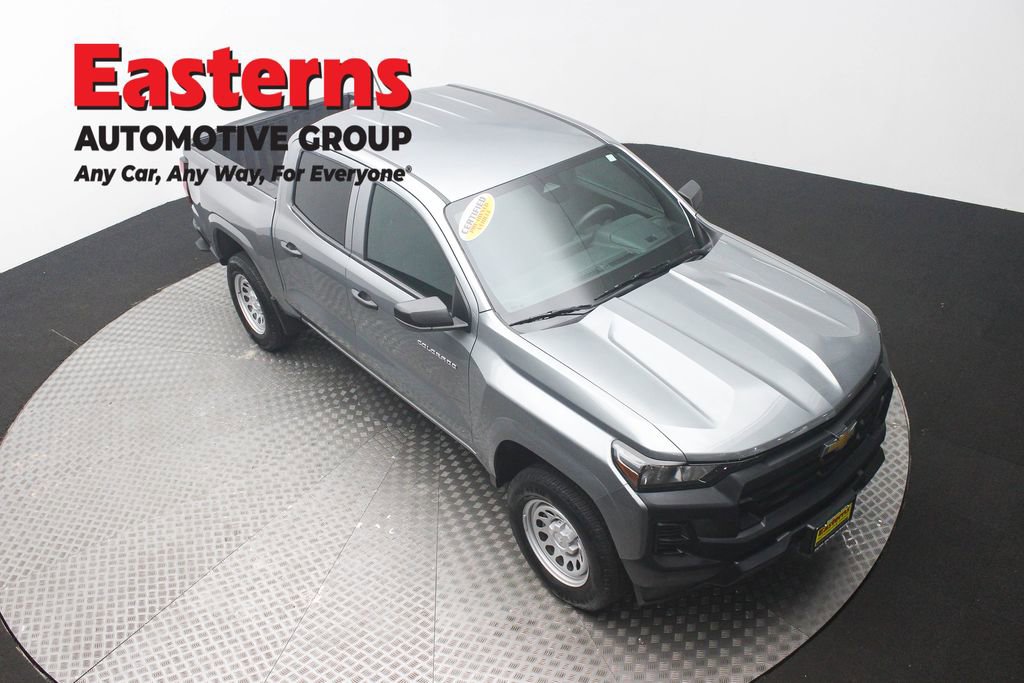 Used 2024 Chevrolet Colorado W/T image 3