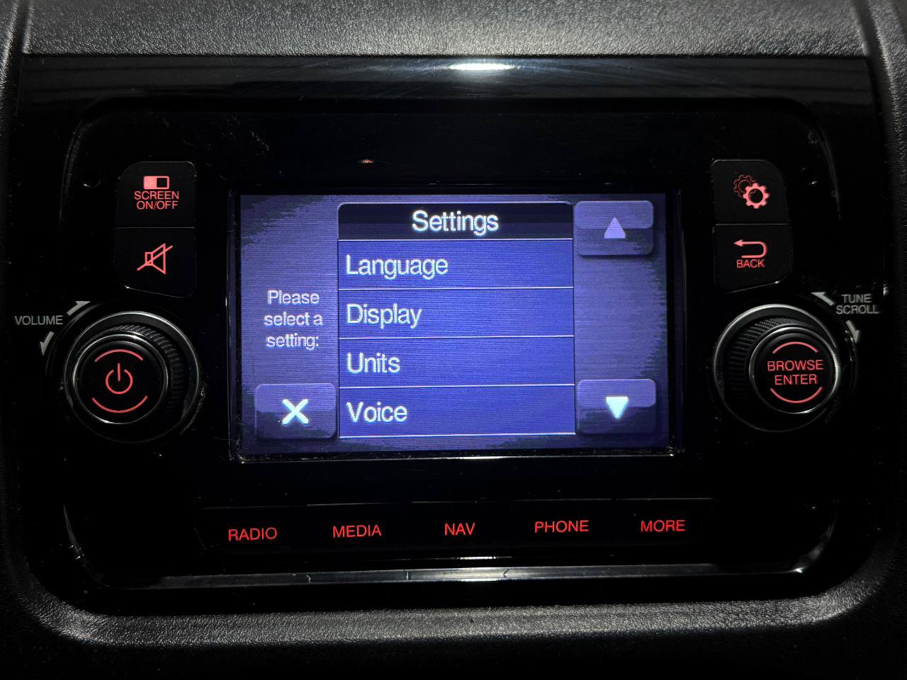Used 2021 RAM ProMaster 2500 FWD image 8