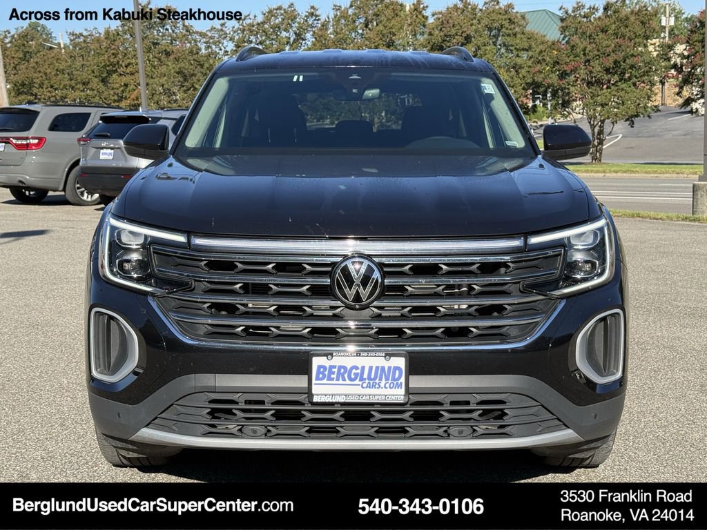 Used 2025 Volkswagen Atlas SE image 9