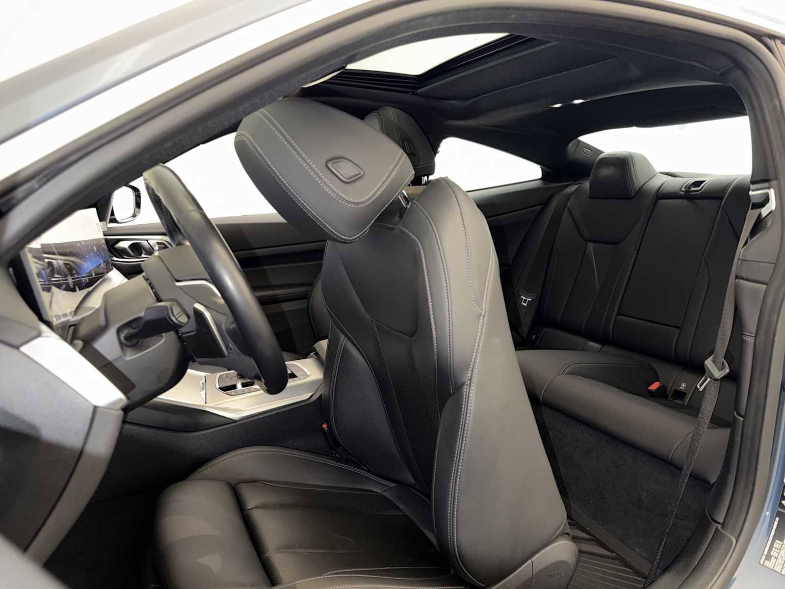 Certified 2024 BMW 430i xDrive Coupe w/ Convenience Package image 21