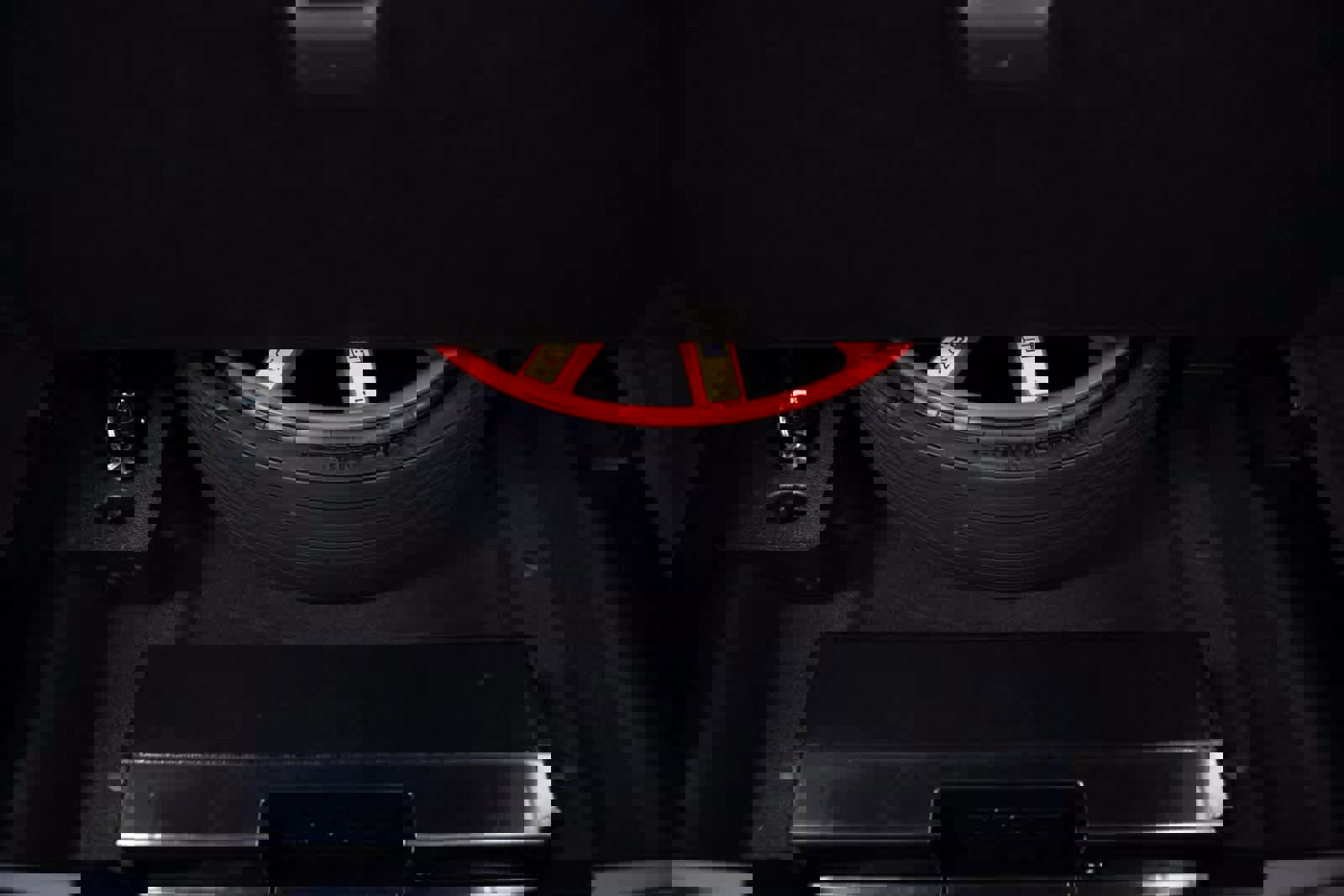 Certified 2025 Porsche Macan image 32