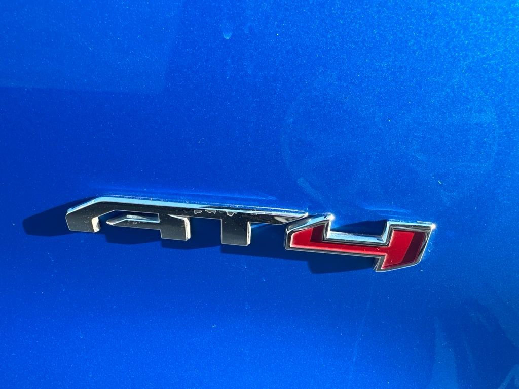 Used 2024 GMC Terrain AT4 AWD/4WD image 4