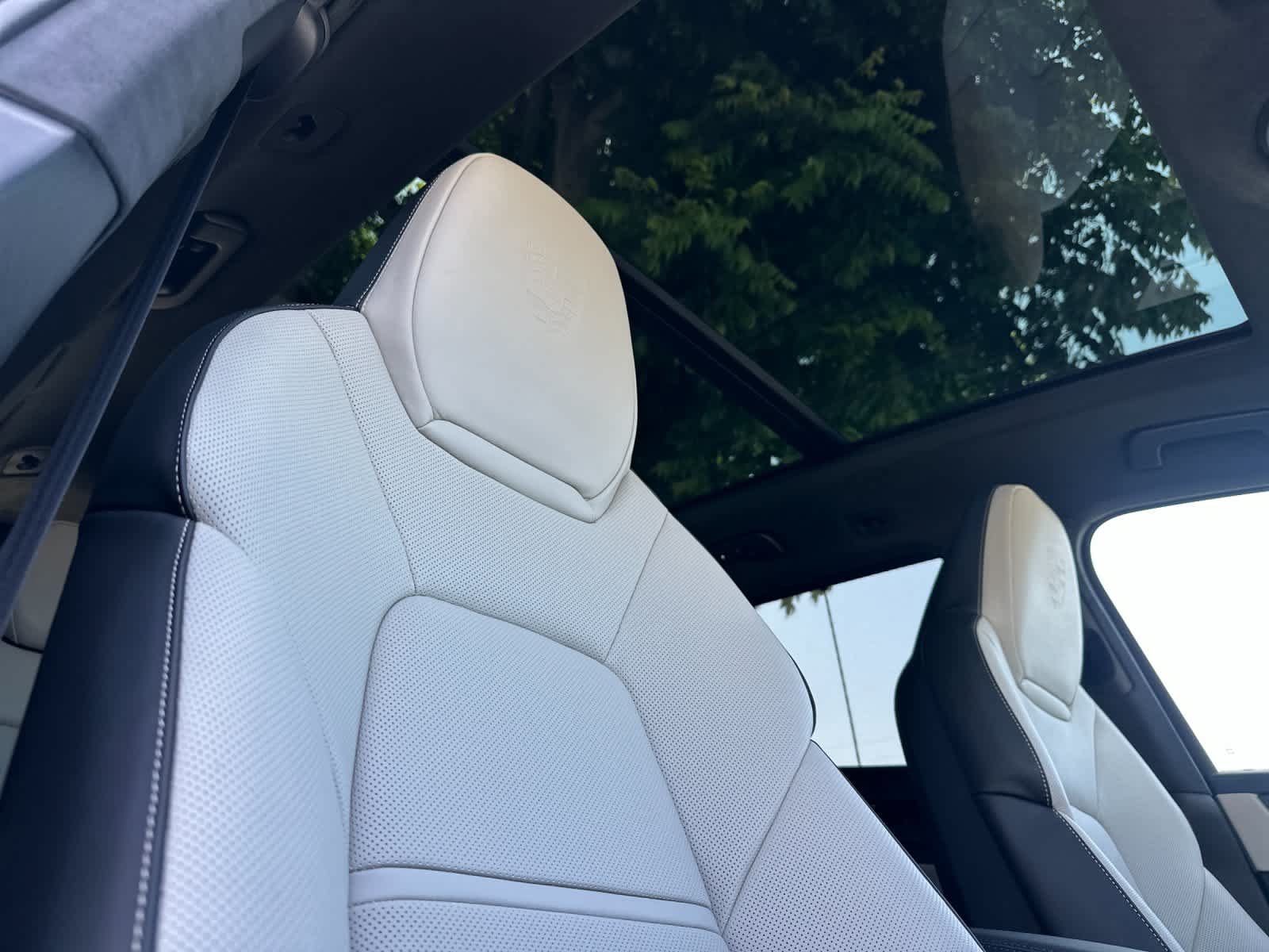 New 2026 Porsche Cayenne GTS AWD/4WD image 18