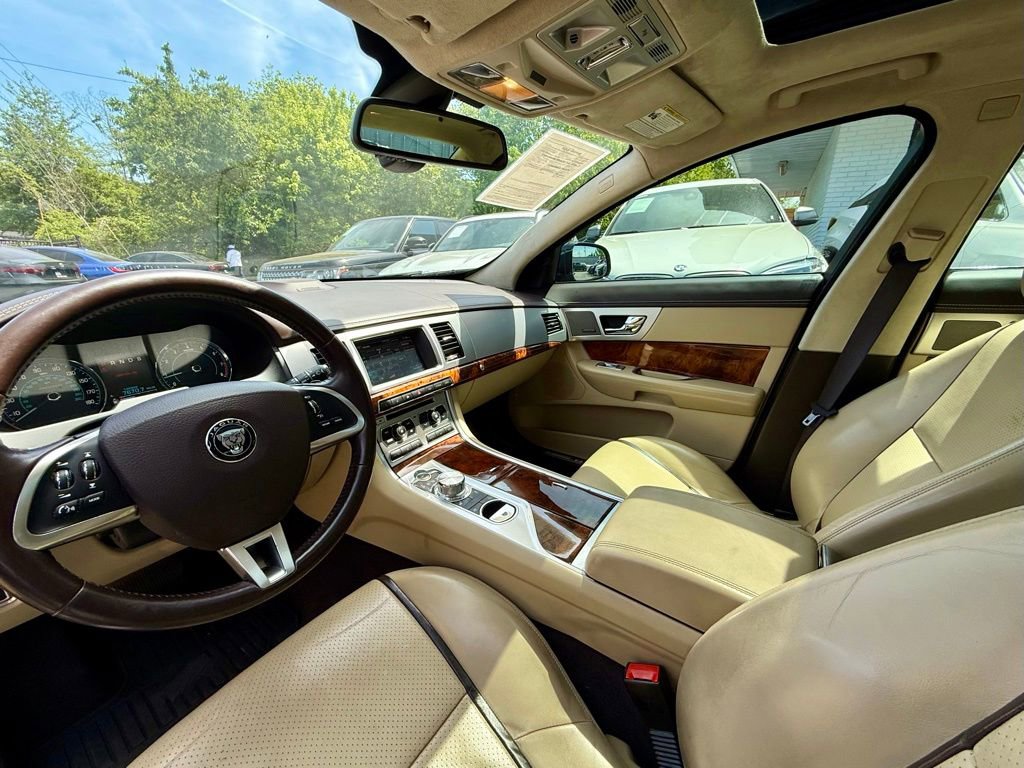 Used 2015 Jaguar XF Portfolio AWD/4WD image 13