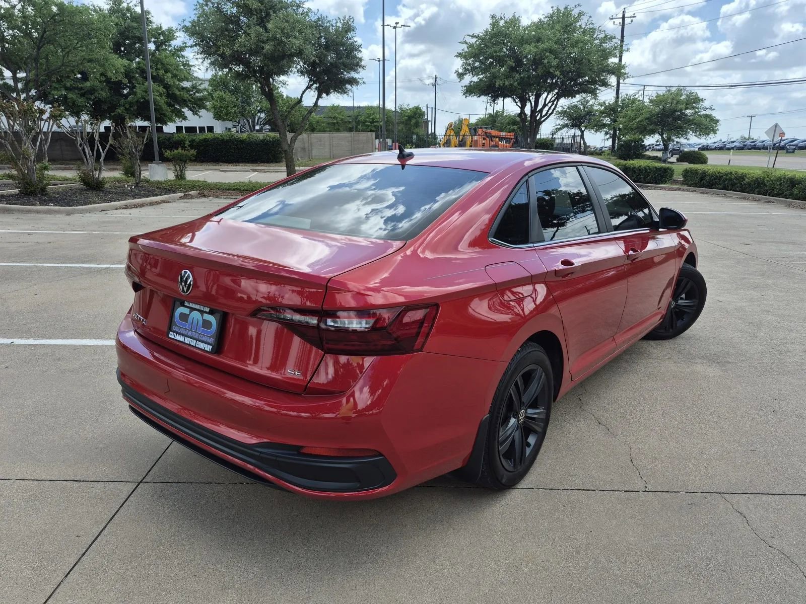 Used 2024 Volkswagen Jetta SE FWD image 6