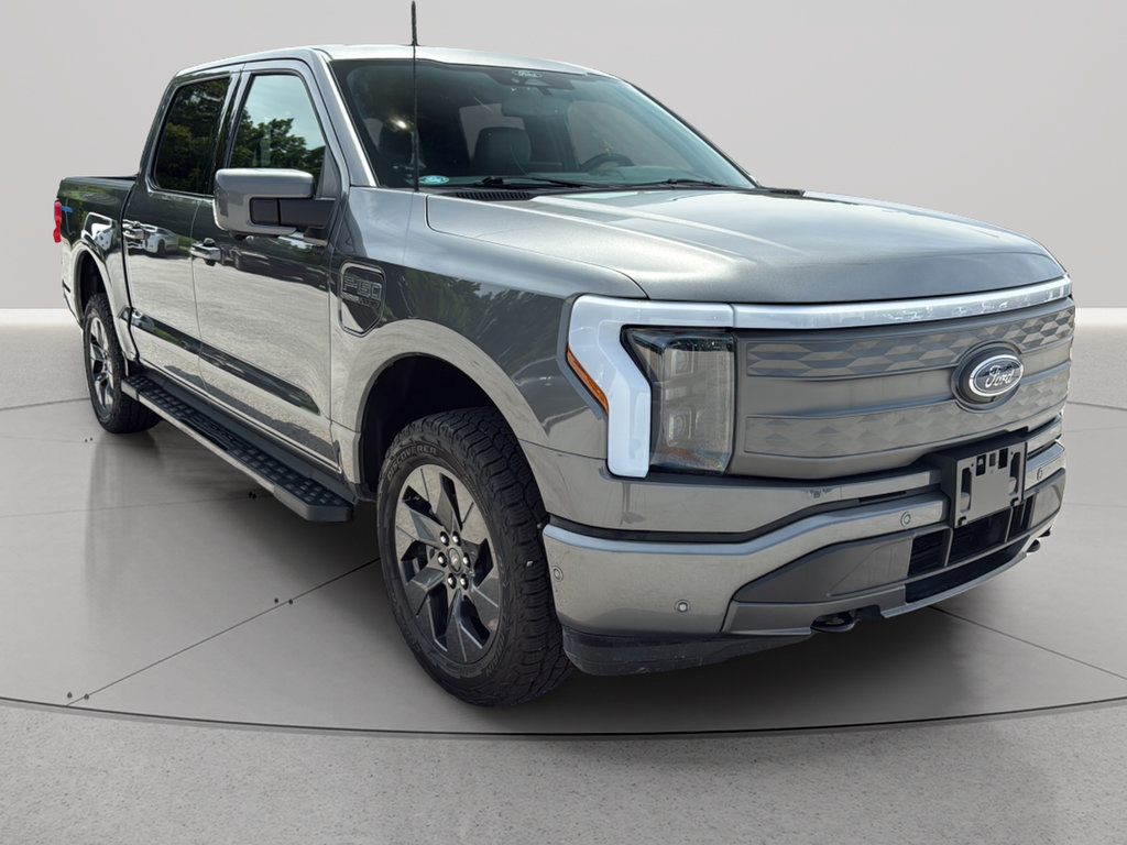 Used 2022 Ford F150 Lightning Lariat AWD/4WD image 11