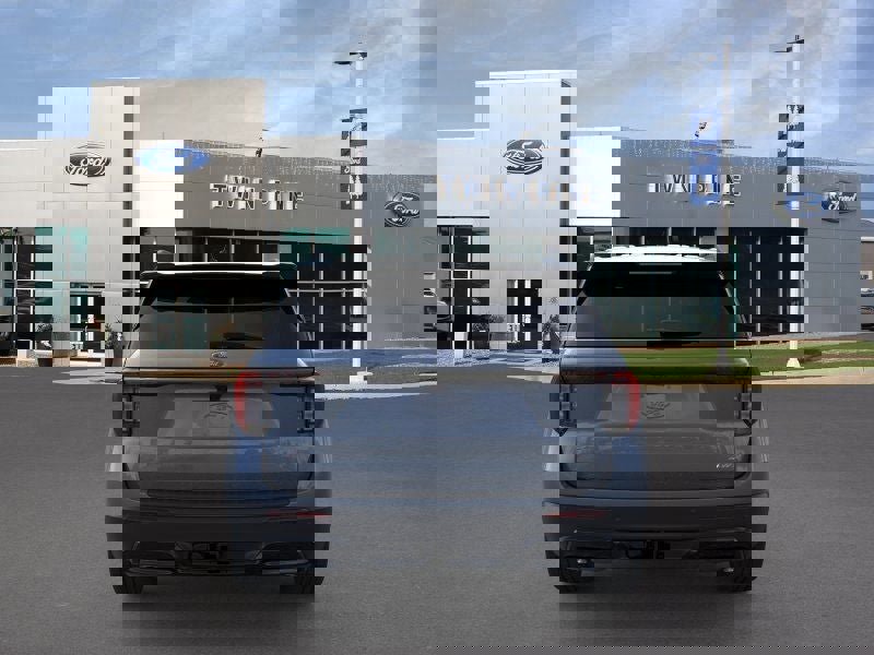 New 2026 Ford Explorer ST-Line w/ ST-Line Street Pack image 5