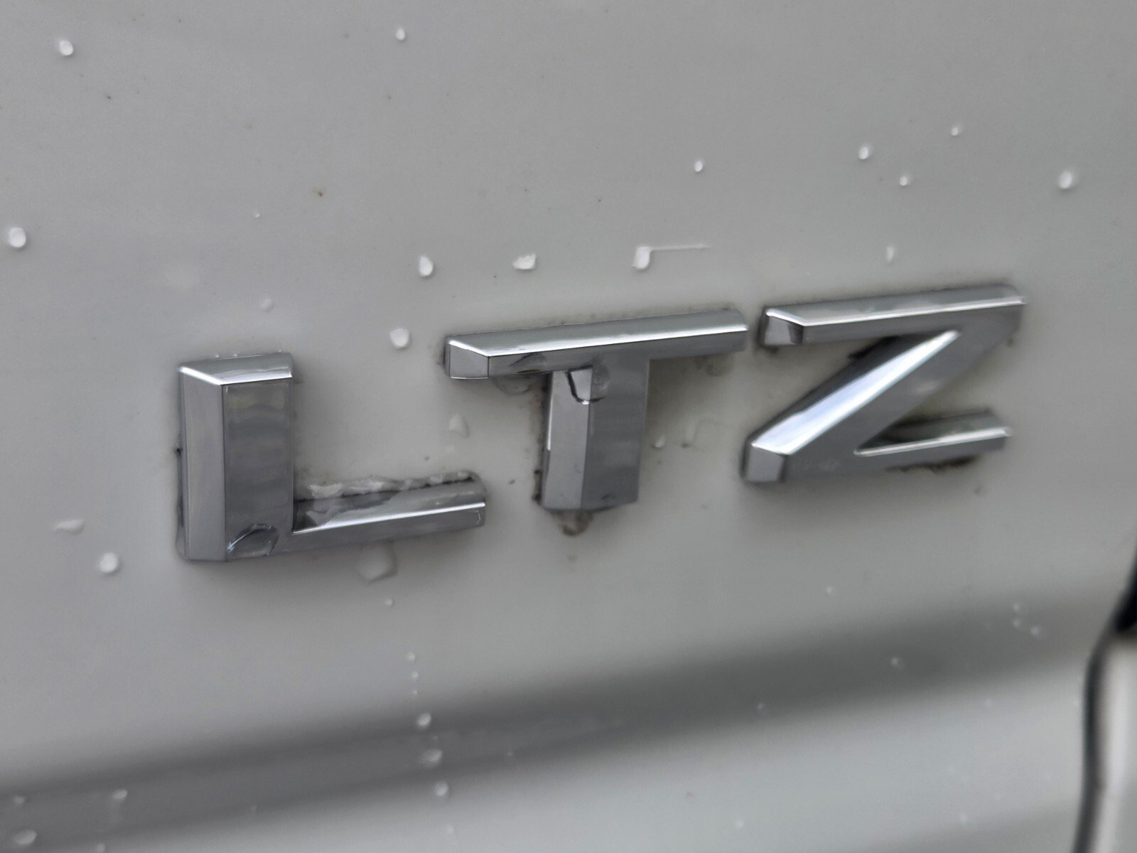 Used 2022 Chevrolet Silverado 1500 LTZ w/ LTZ Premium Package AWD/4WD image 15