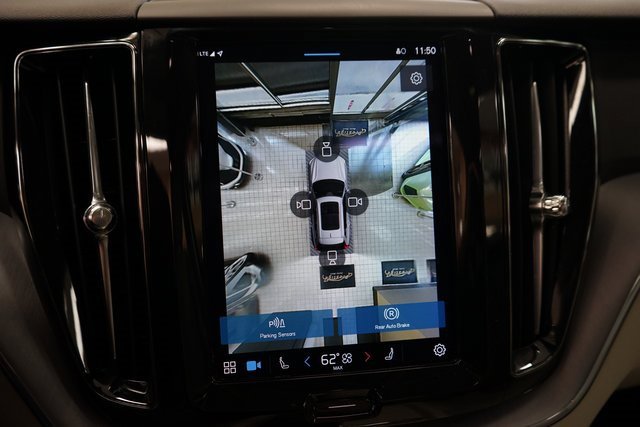 Used 2022 Volvo XC60 T8 Inscription Expression image 9