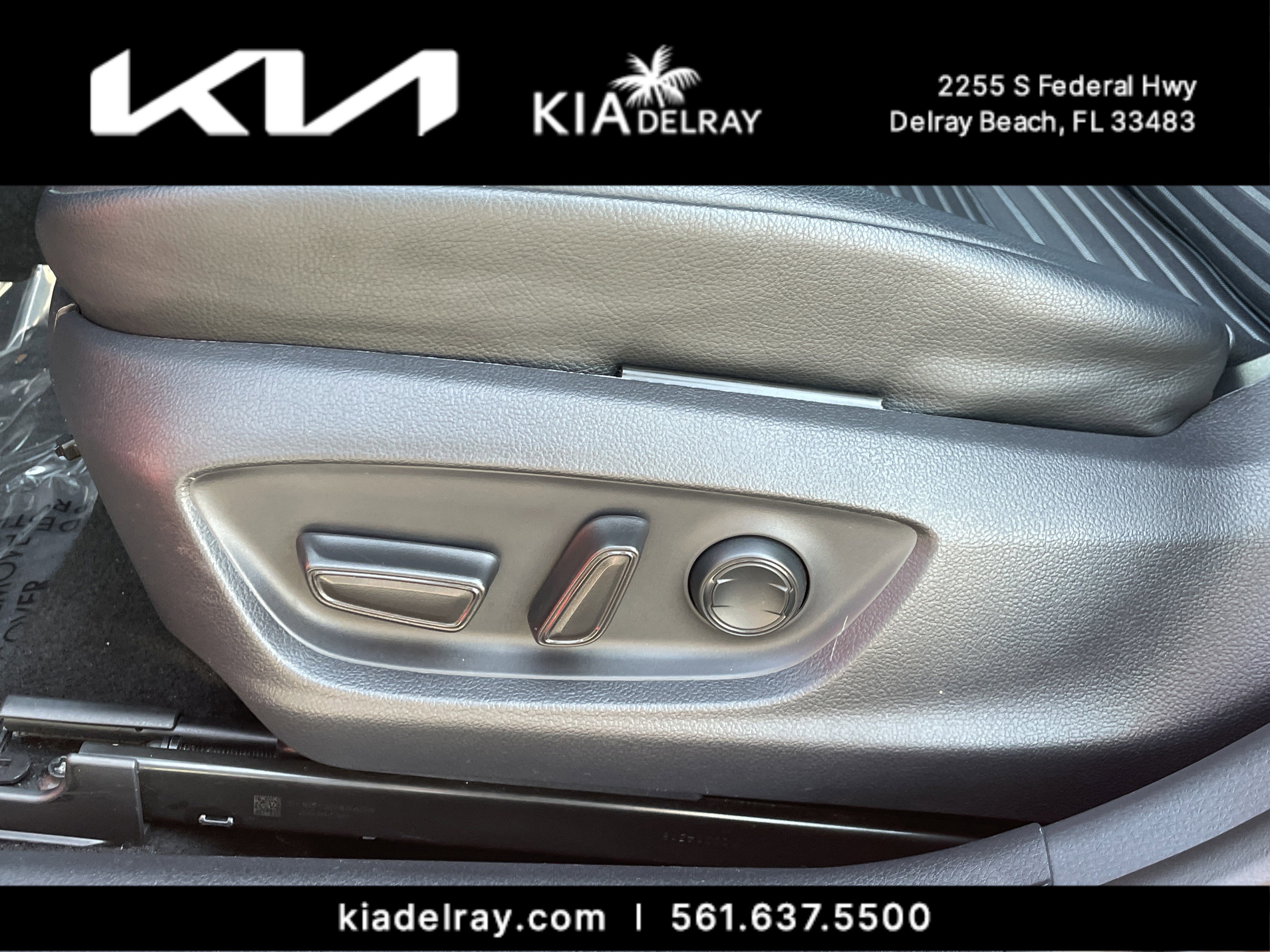 Used 2019 Toyota Camry SE image 17