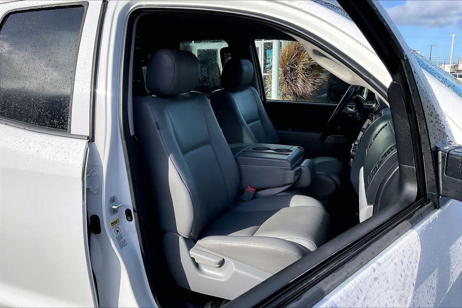 Used 2013 Toyota Tundra 2WD Double Cab w/ Tow Pkg image 13