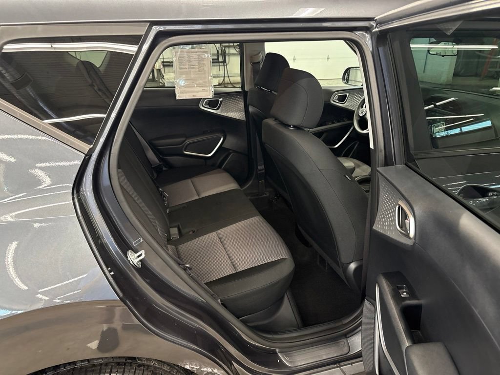 Certified 2021 Kia Soul LX FWD image 20
