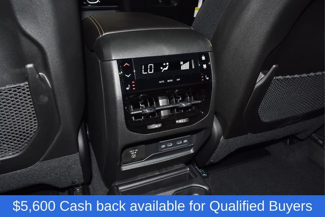 New 2026 Jeep Grand Cherokee L Limited AWD/4WD image 31