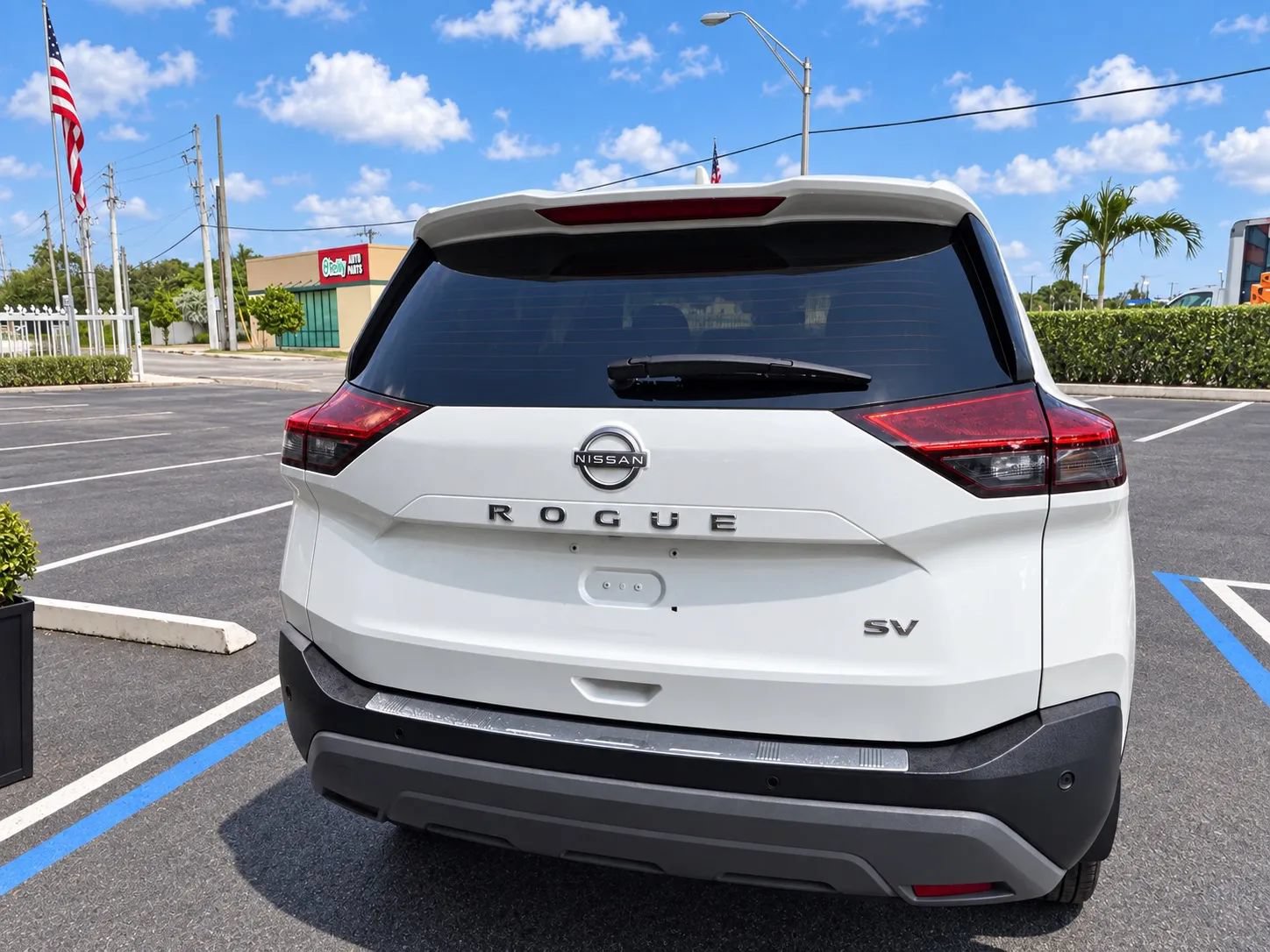 Used 2023 Nissan Rogue SV w/ SV Premium Package FWD image 8