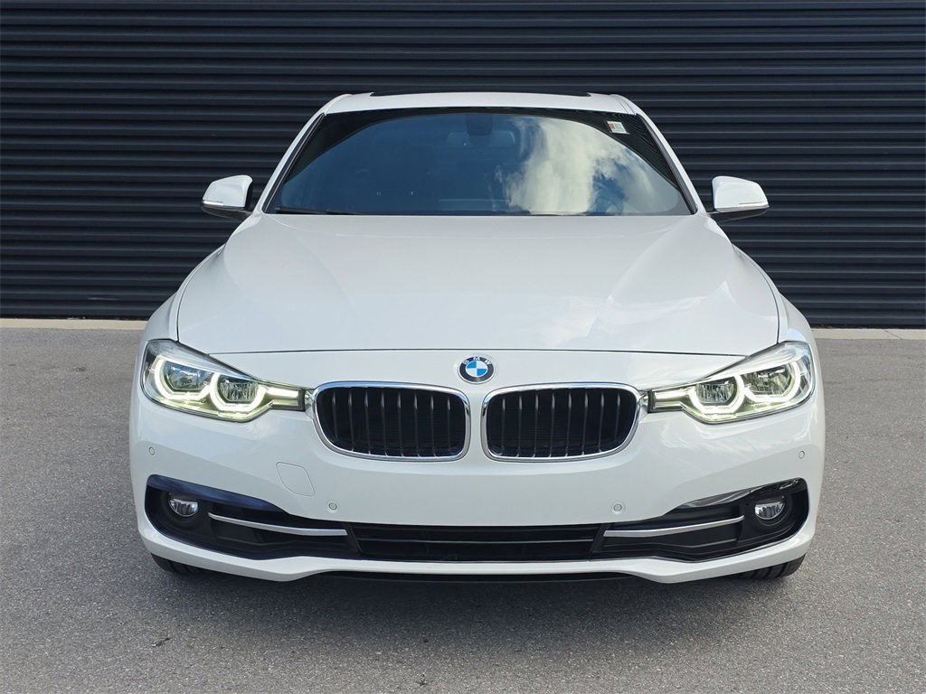 Used 2017 BMW 330i Sedan image 9