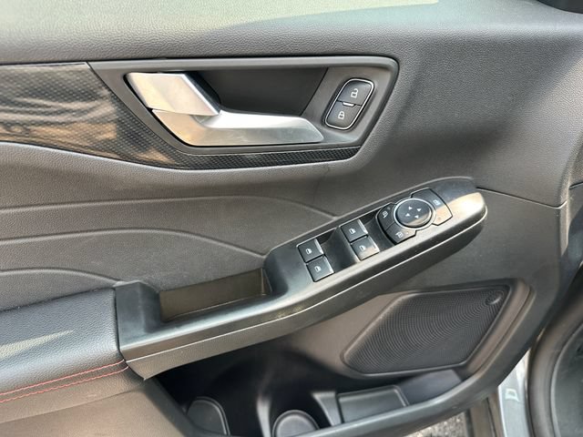 Used 2026 Ford Escape ST-Line AWD/4WD image 16