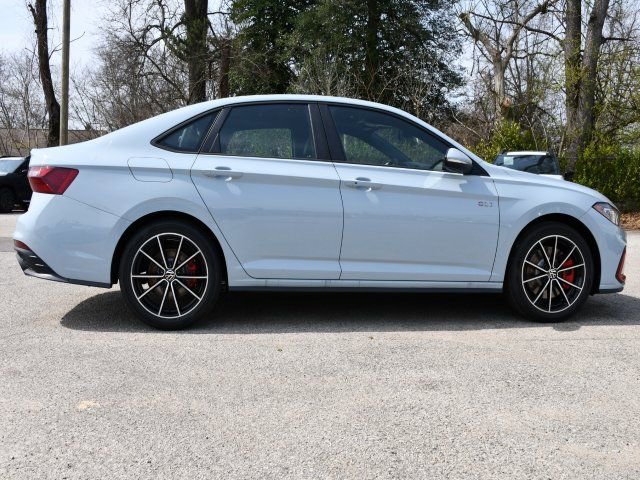 New 2026 Volkswagen Jetta GLI Autobahn FWD image 8