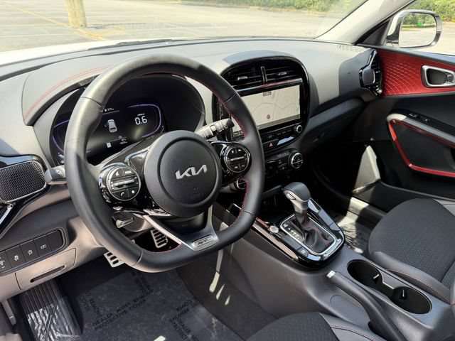 Certified 2025 Kia Soul GT-Line FWD image 15