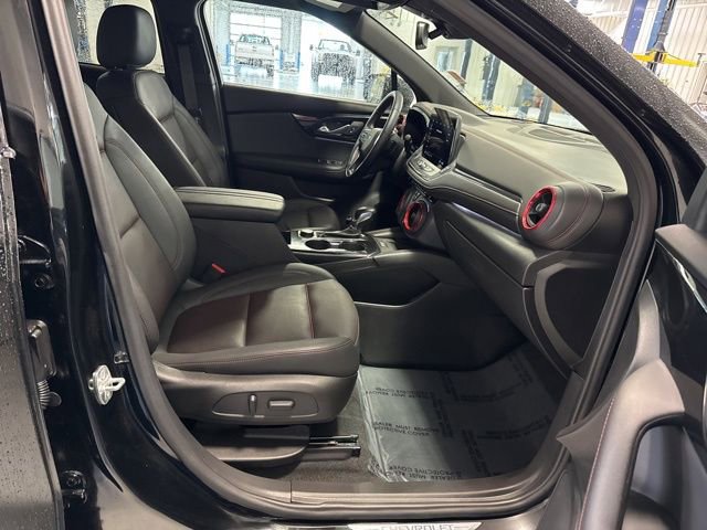 Used 2025 Chevrolet Blazer RS image 17