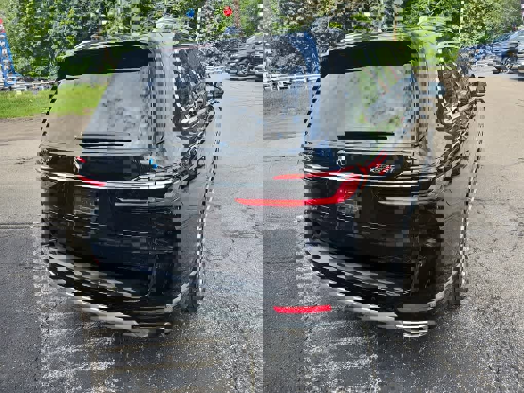 Used 2024 BMW X7 xDrive40i image 7