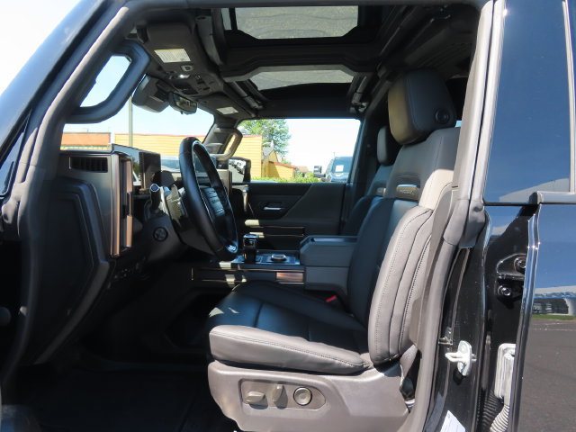 Certified 2024 GMC Hummer EV 3X AWD/4WD image 15