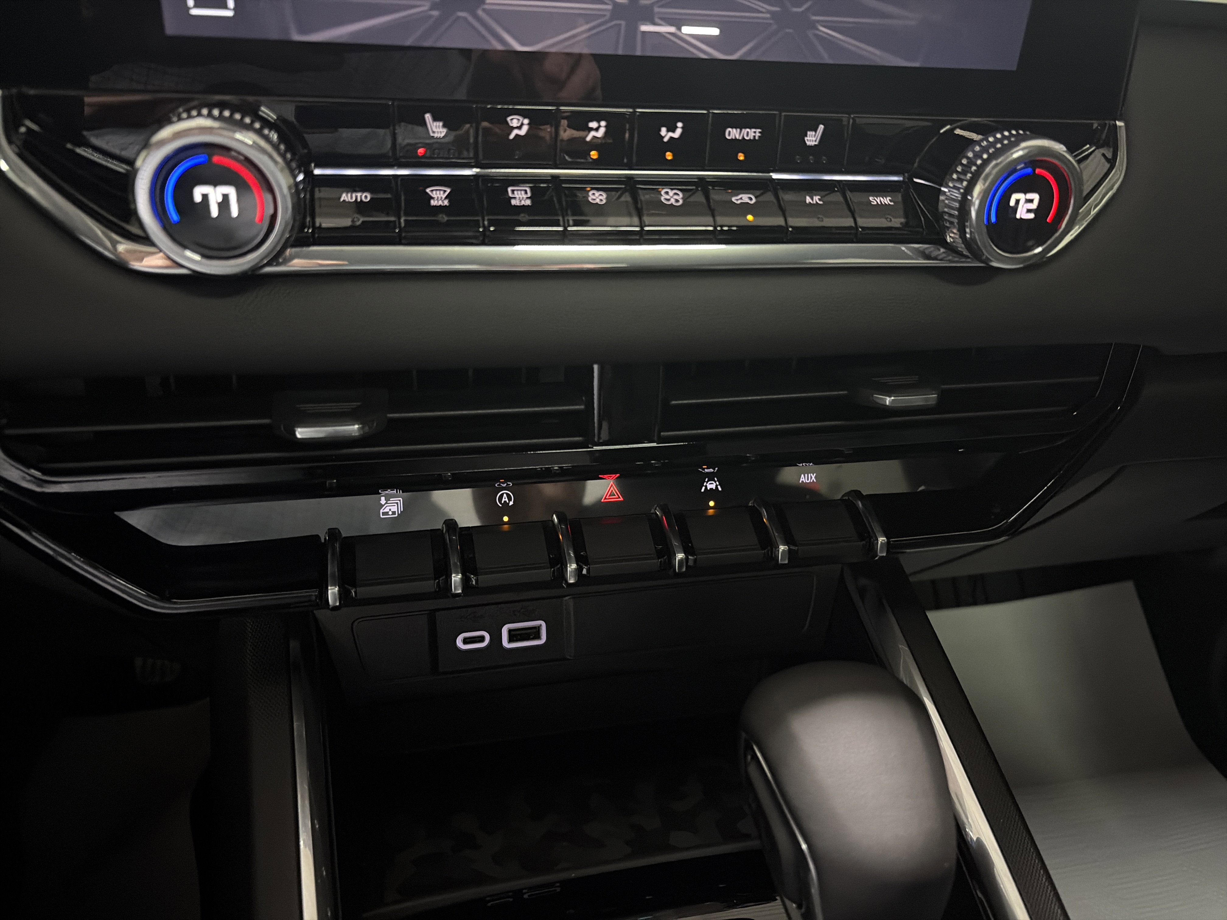 Used 2026 GMC Canyon Elevation w/ Convenience Package image 22