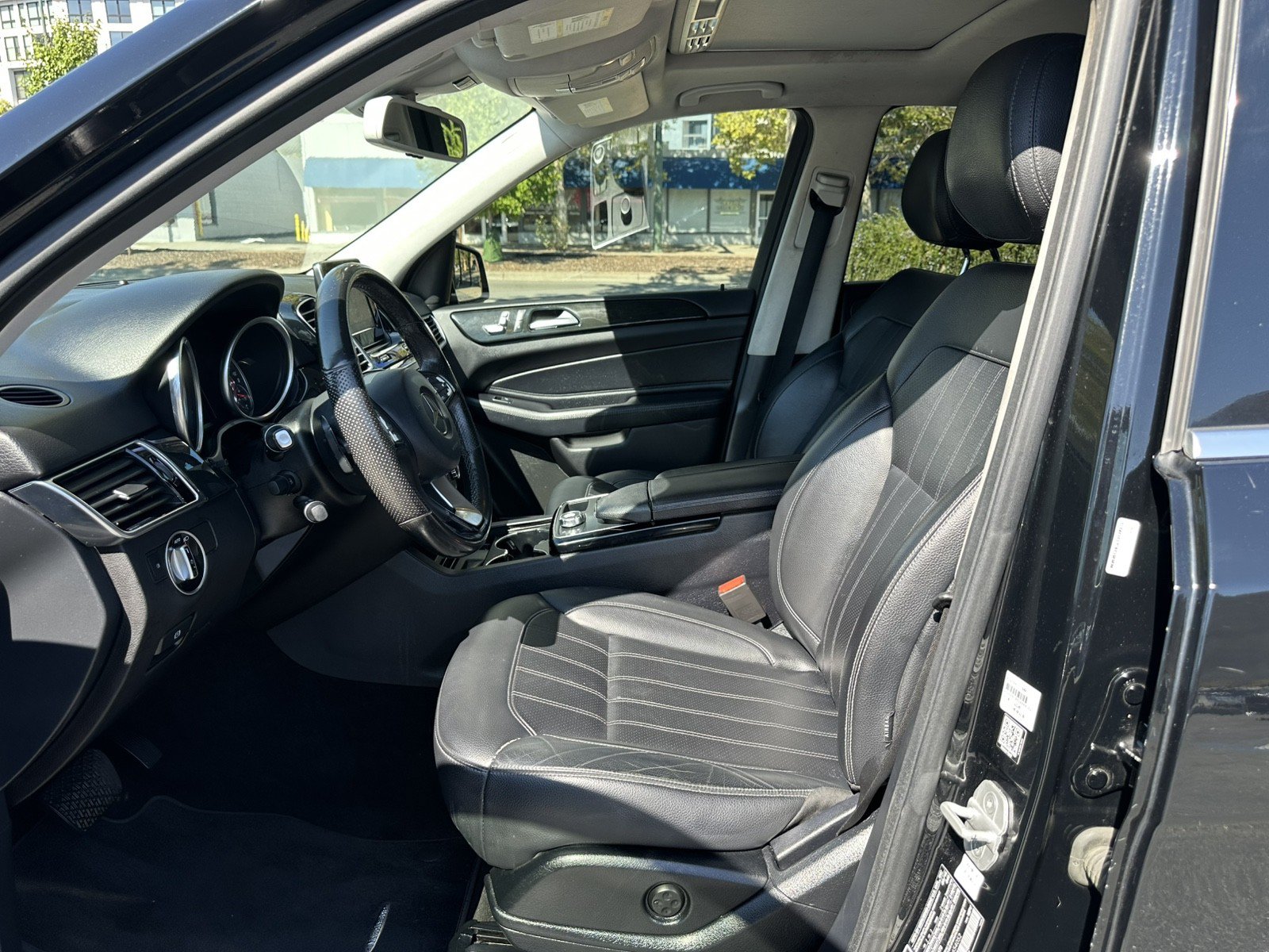 Used 2016 Mercedes-Benz GLE 350 image 17