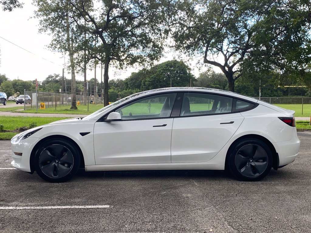 Used 2023 Tesla Model 3 Standard Range RWD image 6