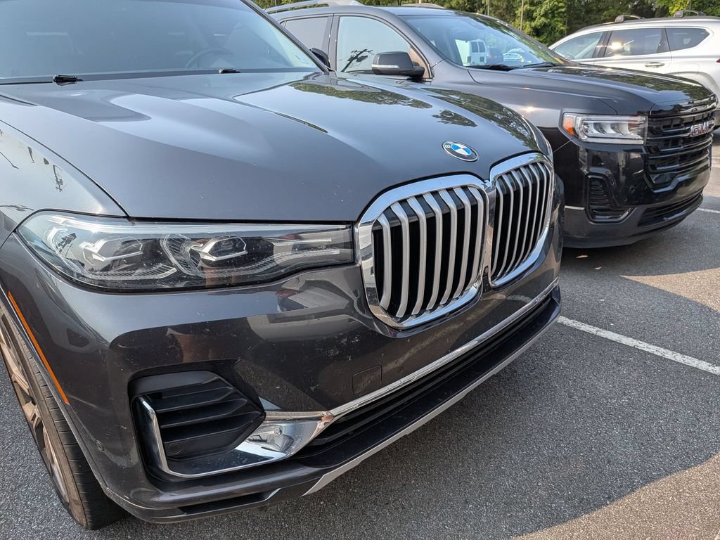 Used 2021 BMW X7 xDrive40i w/ Parking Assistance Package AWD/4WD image 13