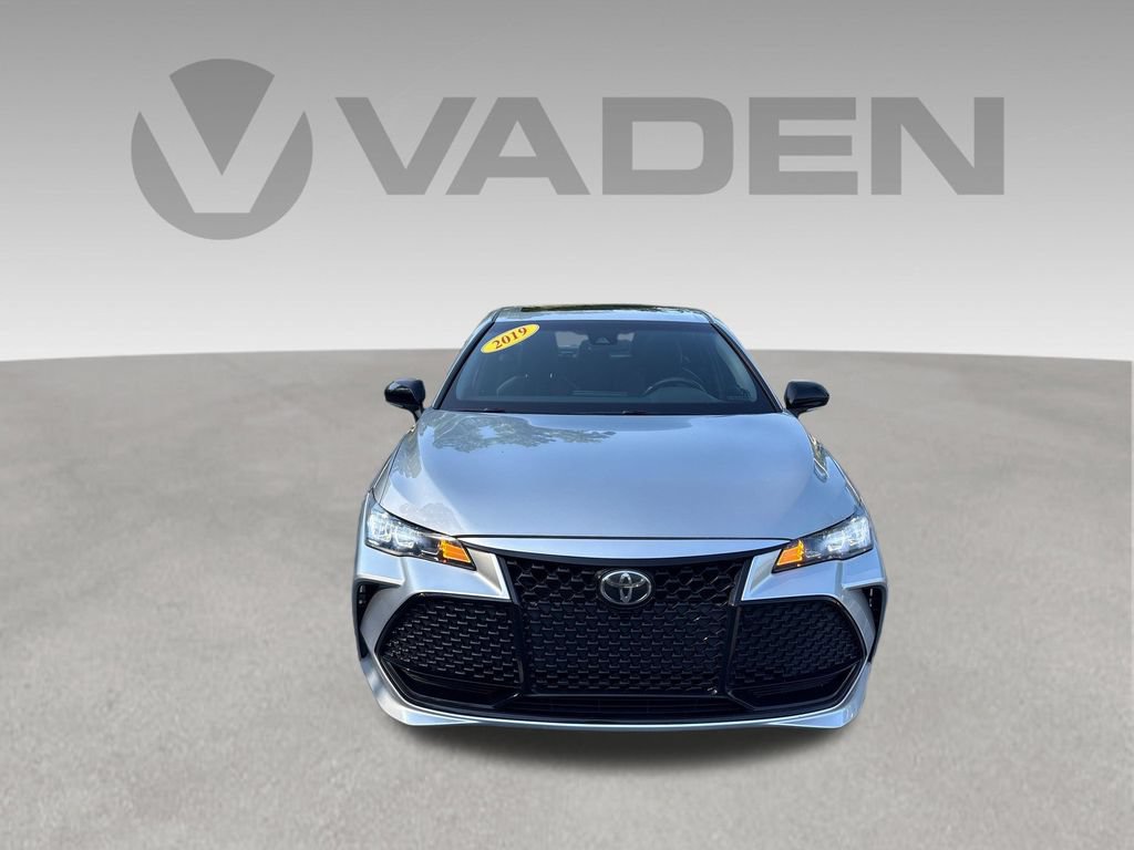 Used 2019 Toyota Avalon XSE w/ All Weather Liner Package FWD image 2