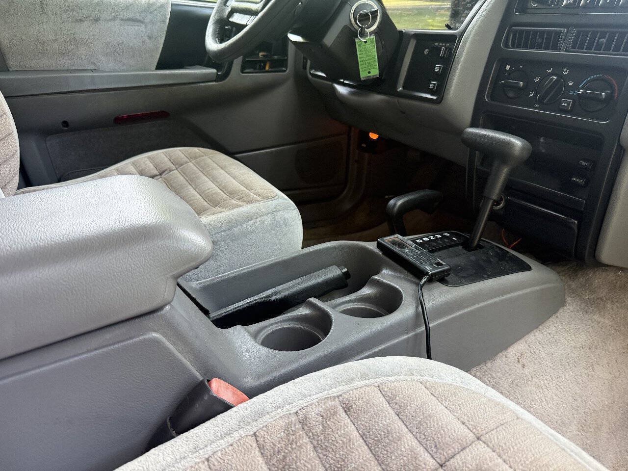 Used 1995 Jeep Grand Cherokee Laredo AWD/4WD image 45