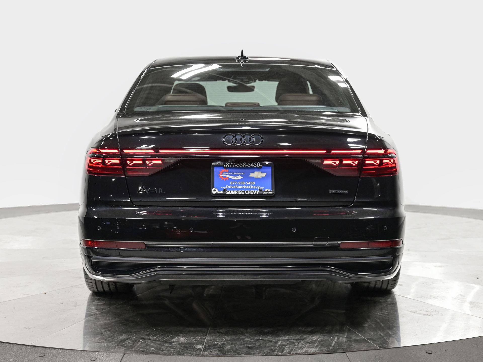Used 2023 Audi A8 L 3.0T w/ Comfort Plus Package AWD/4WD image 5