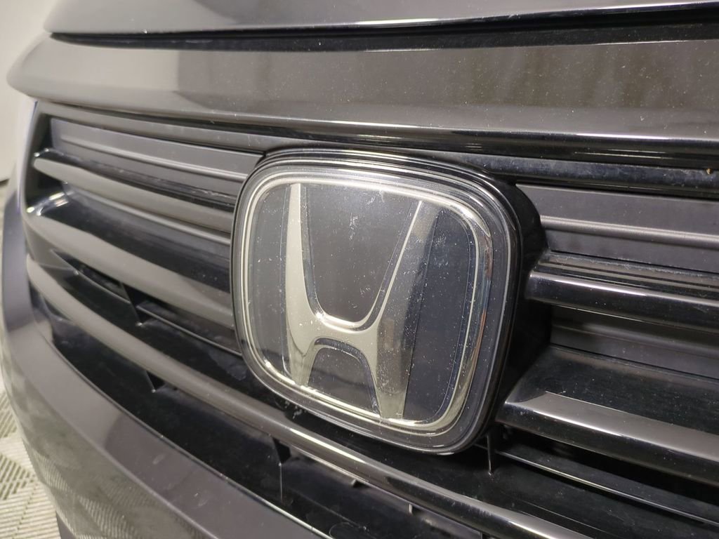 Used 2024 Honda Odyssey Sport image 13