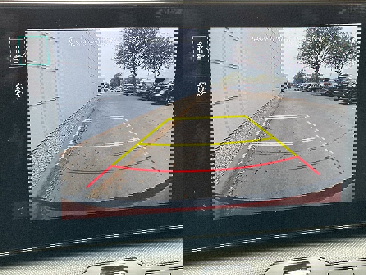 Used 2025 Kia K4 LXS image 29